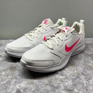 Nike Todos White/Pink Running Shoes Women's Size 10 BQ3201-100